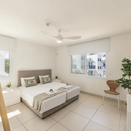 Sirina Seafront Paradise Willa