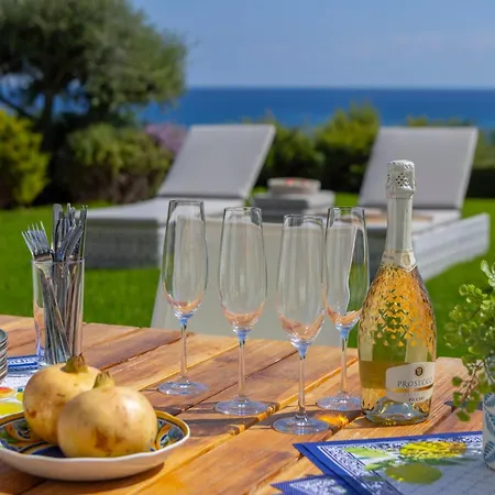 Villa Sirina Seafront Paradise *