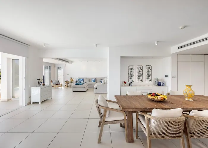 Sirina Seafront Paradise * Protaras