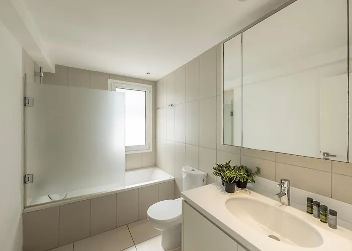 Sirina Seafront Paradise