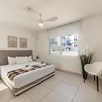 Sirina Seafront Paradise Villa *