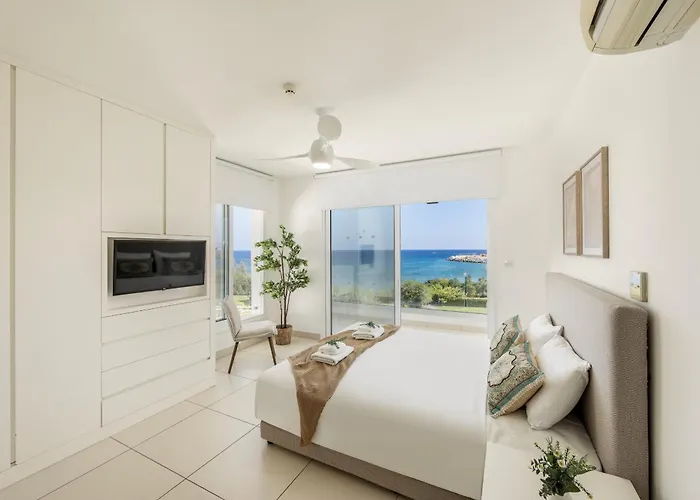 Sirina Seafront Paradise